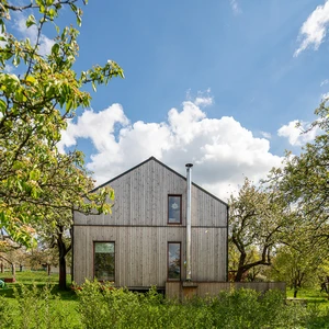 Dřevěná okna a dveře