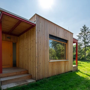 Dřevěná okna a dveře 